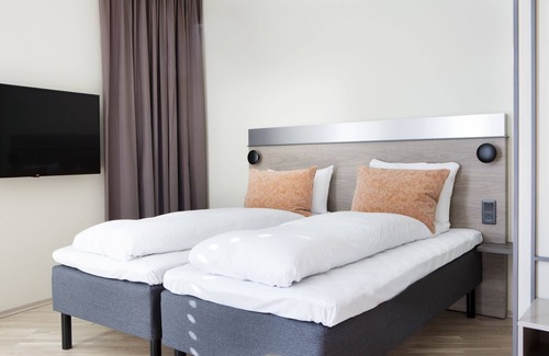 Ytrebygda Hotel | Comfort Hotel Bergen Airport Terminal