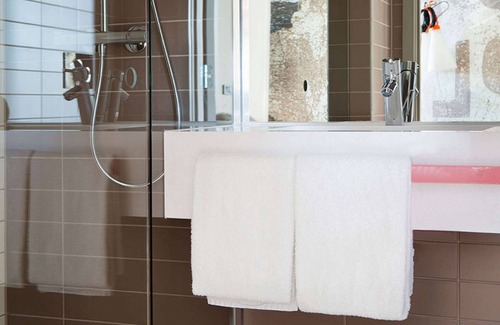 Ytrebygda Hotel | Comfort Hotel Bergen Airport Terminal