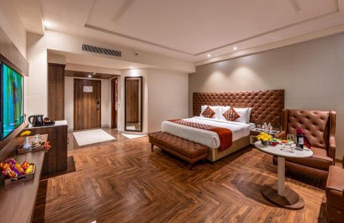 Ranjit Avenue Hotel | Comfort Inn Alstonia