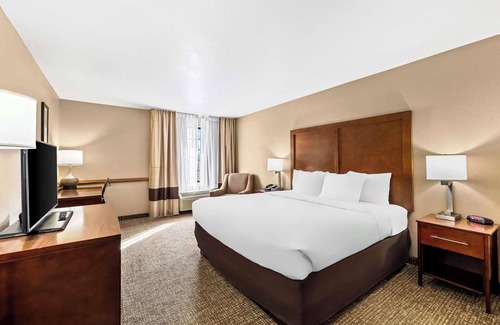 Pomerene Hotel | Comfort Inn Benson near Kartchner Caverns