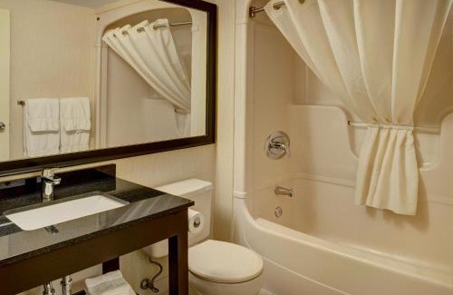 Pickering Hotel | Comfort Inn
