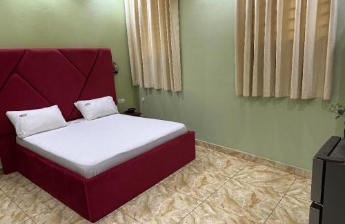 Yaounde Hotel | Comfort INN Hotel & Suits