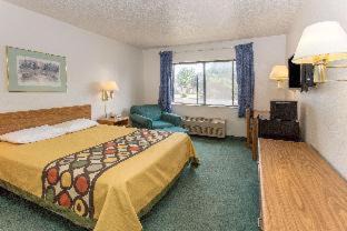 Mount Pleasant Hotel | Comfort Inn Mount Pleasant - Racine