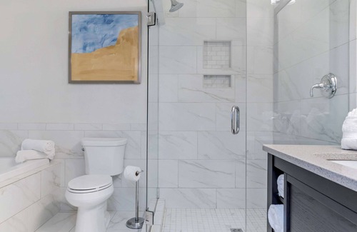 Plainwell Hotel | Comfort Inn Plainwell