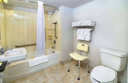 Moose Jaw Hotel | Comfort Inn & Suites