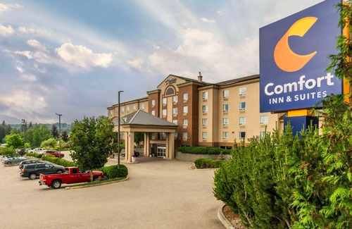 Salmon Arm Hotel | Comfort Inn & Suites