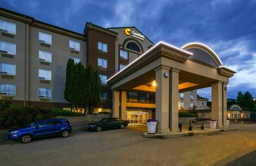 Salmon Arm Hotel | Comfort Inn & Suites