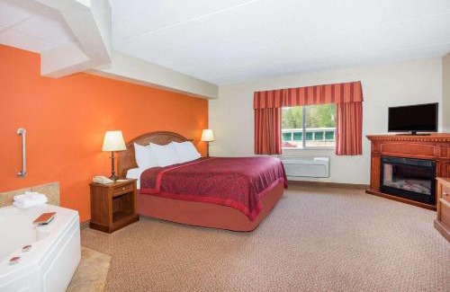 Milford Hotel | Comfort Inn & Suites Milford