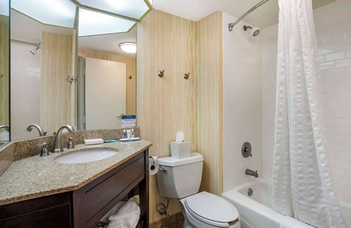 Newark Hotel | Comfort Inn & Suites Newark - Wilmington