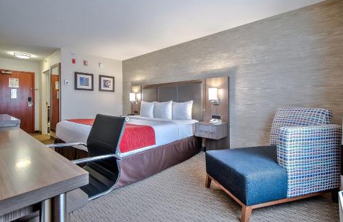 Southwest Calgary Hotel | Comfort Inn & Suites South