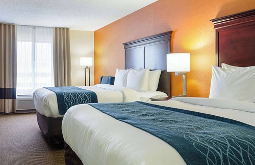 Hutchinson Hotel | Comfort Inn & Suites