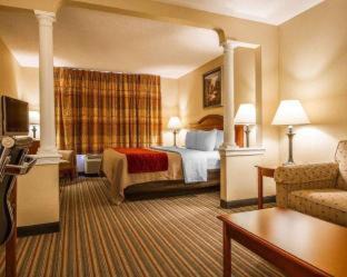 Wilton Hotel | Comfort Inn & Suites Wilton