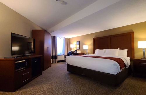 Black Creek Hotel | Comfort Inn Toronto North