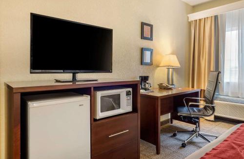 Warren Hotel | Comfort Inn Warren I-69