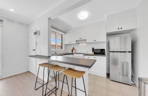 Brunswick West Apartment | Comfort Meets Brunswick Culture