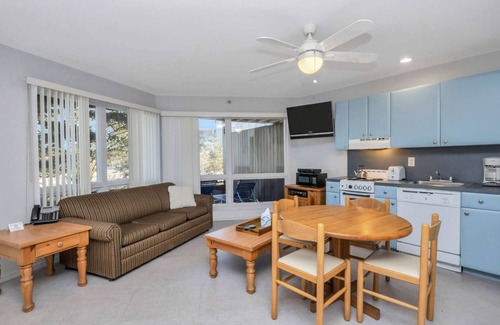 Napeague Apartment | Comfort Studio Apt w/Queen Bed & Private Balcony