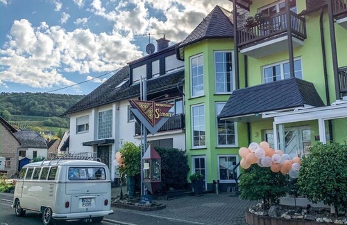 Wintrich House | Comfort studio with terrace - Moselhotel Weinhaus Simon