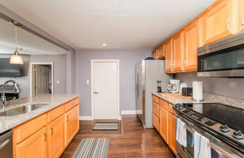 Allegheny-West Apartment | Comfort Suite - Walkable - GroupStay