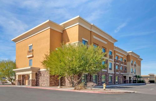 Blythe Hotel | Comfort Suites Blythe