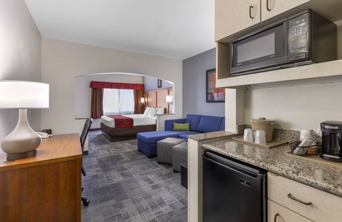 Englewood Hotel | Comfort Suites Denver Tech Center