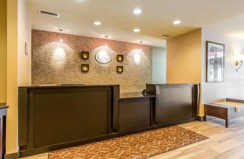 Fairview Heights Hotel | Comfort Suites Fairview Heights Saint Louis