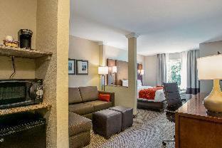 Fishkill Hotel | Comfort Suites Fishkill near Interstate 84