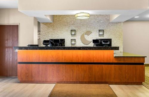 Grayslake Hotel | Comfort Suites Grayslake near Libertyville North