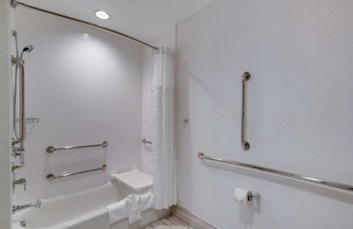 Tri-Cities Hotel | Comfort Suites Kennewick at Southridge