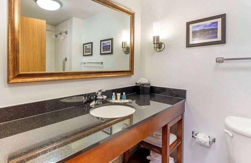 Firestone Hotel | Comfort Suites Longmont