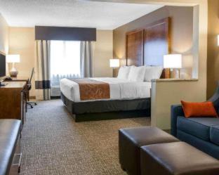 Terre Haute Hotel | Comfort Suites Terre Haute University Area