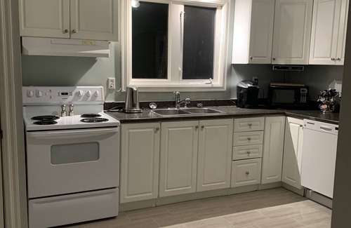 West End House | Comfort With A Touch Of Class #3