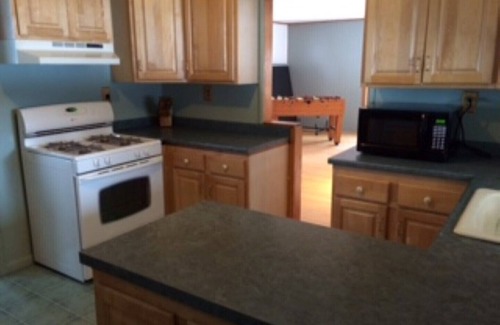 Clifton Springs House | Comfortable 3 Bedroom Ranch. In the Fingerlakes region.