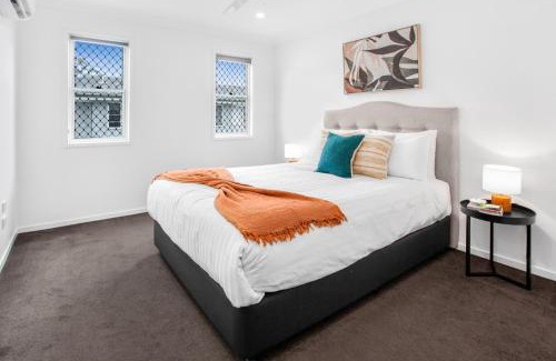 Taigum House | Comfortable 3-Bed Retreat Close Parks