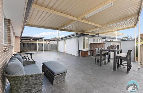 Fairfield East House | Comfortable 4-Bed House in Fairfield with Parking