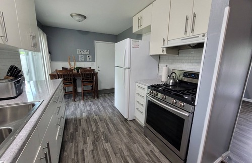 Whittaker House | Comfortable 4 Bedroom/1.5 Bathroom Home