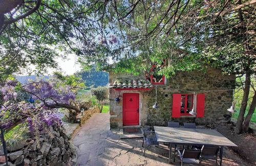 Chassiers House | Comfortable 4* South-Ardèche house, airco sleeping rooms, pool, panoramic view