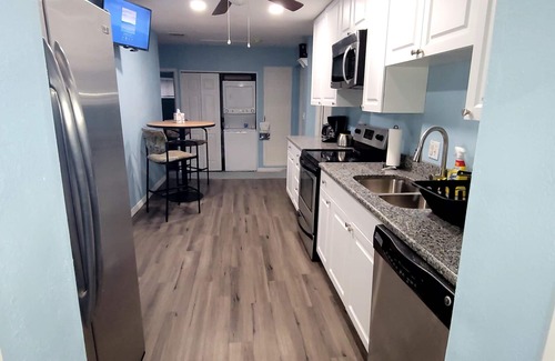 Altamonte Springs House | Comfortable, Affordable Oasis for a Couple - Unit A