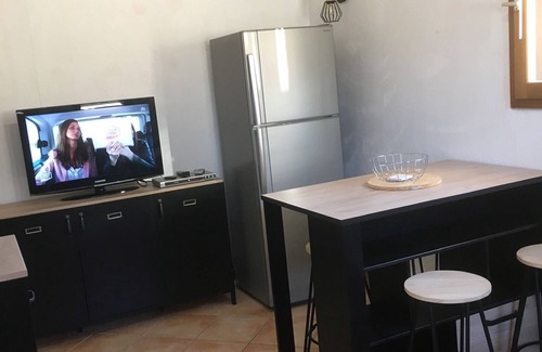 Peymeinade Apartment | Comfortable air-conditioned studio in a quiet villa 15 km from Cannes