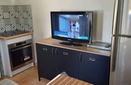 Peymeinade Apartment | Comfortable air-conditioned studio in a quiet villa 15 km from Cannes