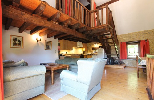 Puybrun Cottage | comfortable and full of Charme cottage "La lavande" for 6 people maximum