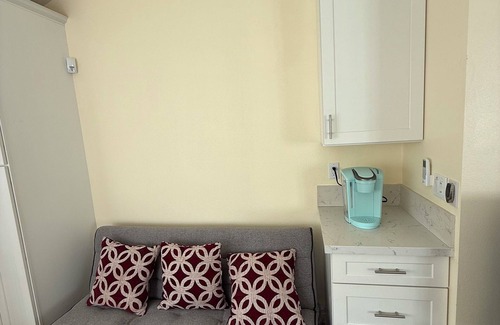 Rowland Heights House | Comfortable and Cozy Guest House - Independent Entry - Master Bedroom Setting