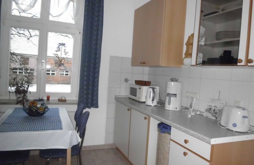 Roddan Apartment | Comfortable apartment for 2 pers. + Child in a renovated monument with a four-sided courtyard