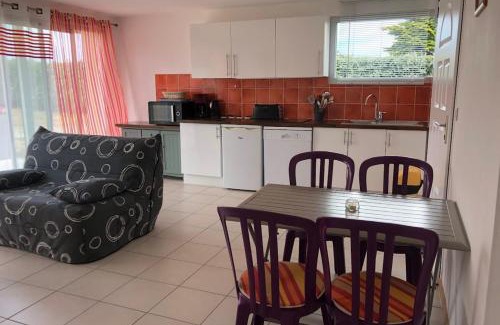 Le Pouliguen Apartment | Comfortable apartment close to the sea