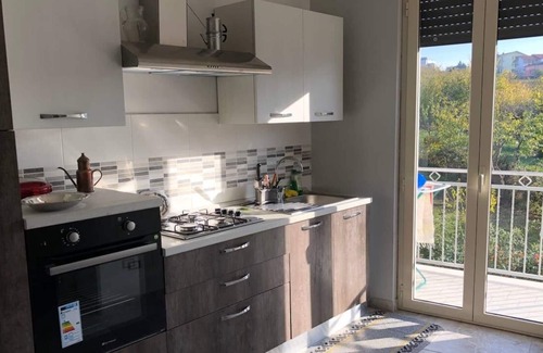 Jelsi House | Comfortable apartment in the center of the village with a magnificent garden for relaxation