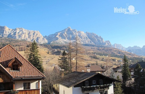La Villa Apartment | Comfortable apartment for 7 people 400 meters from the Sella Ronda ski slopes