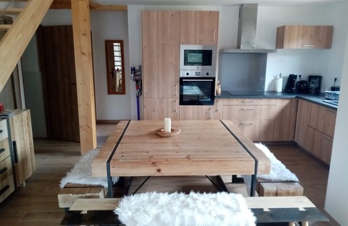 Fillols Ski Chalet | Comfortable chalet sleeps twelve!