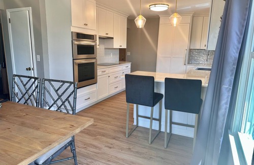 St. Anthony House | Comfortable City house 5-bedroom St. Paul/Minneapolis, dogs ok.