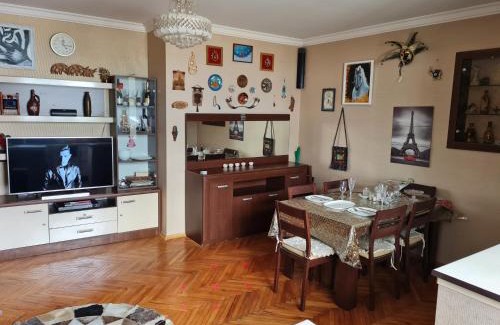 Nasimi Apartment | Comfortable, close center