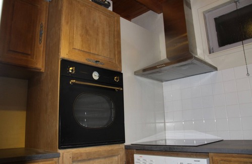 Queuille House | Comfortable cottage for 4 people near the Puys, Vulcania and Puy-de-Dôme chain