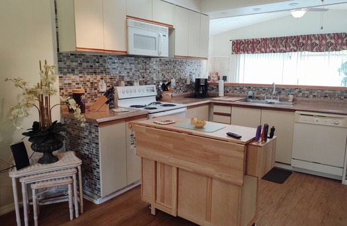 Port Charlotte House | COMFORTABLE FAMILY STYLE/LARGE PROPERTY/PET FRIENDLY VACATION HOME!